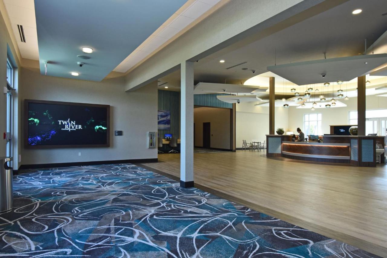 Bally'S Twin River Lincoln Casino & Hotel Экстерьер фото